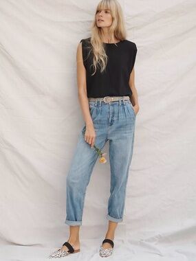 Anthropologie Pilcro Ultra High Rise Pleated Trouser Jeans Relaxed Fit